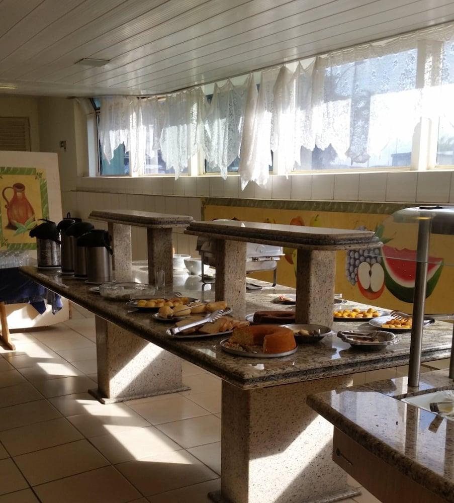Airam Brasilia Hotel Ngoại thất bức ảnh
